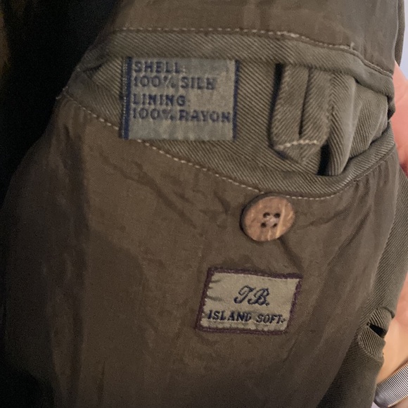 Vintage Tommy Bahama 100% Silk Jacket. - Picture 6 of 6